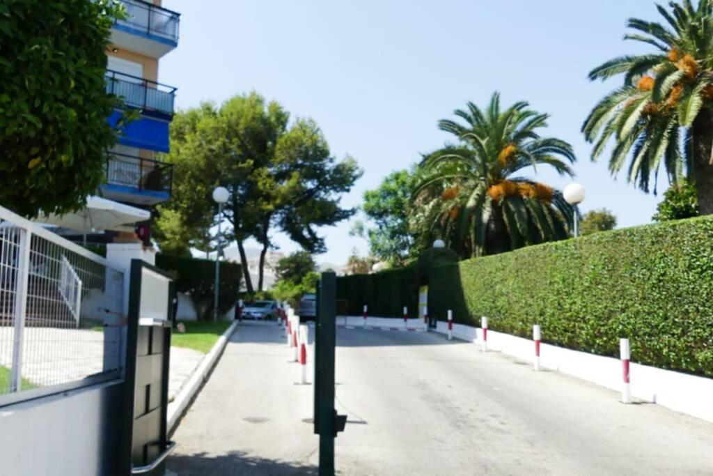 Holiday Rentals Piscina, Playa Parking A 5 Min Caminando Del Puerto De Benalmádena Exterior photo