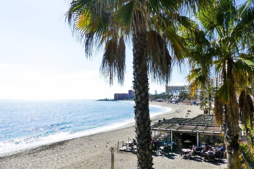 Holiday Rentals Piscina, Playa Parking A 5 Min Caminando Del Puerto De Benalmádena Exterior photo