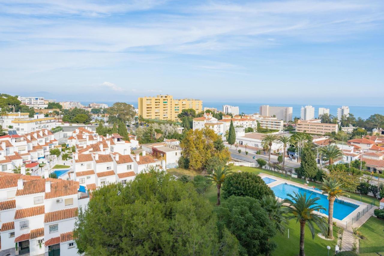 Holiday Rentals Piscina, Playa Parking A 5 Min Caminando Del Puerto De Benalmádena Exterior photo